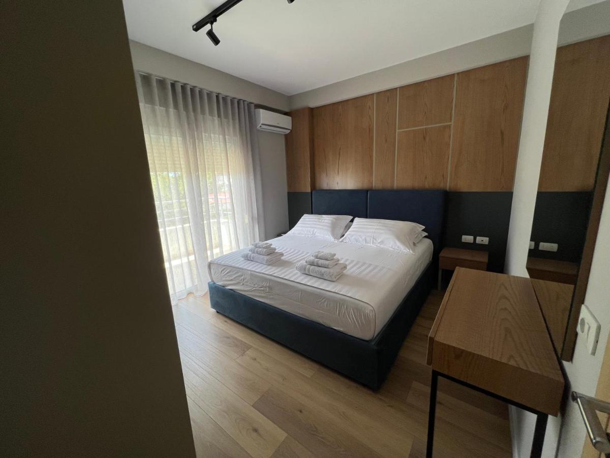 Coral Apartments Sarandë Esterno foto